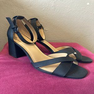 Great Naturalizer Maggie Dress Sandals